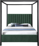 Kelly - Bed