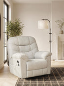 Linenfield - Zero Wall Recliner