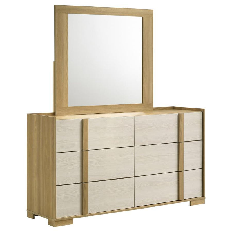 Hyland - 6-Drawer Dresser