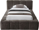 Carlin - Bed