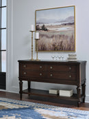 Lavinton - Dining Room Server - Brown