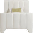 Camila - Bed