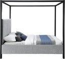 Kelly - Bed