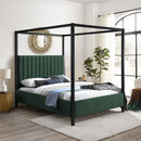 Kelly - Bed