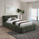 Carlin - Bed