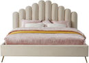 Lily - Bed